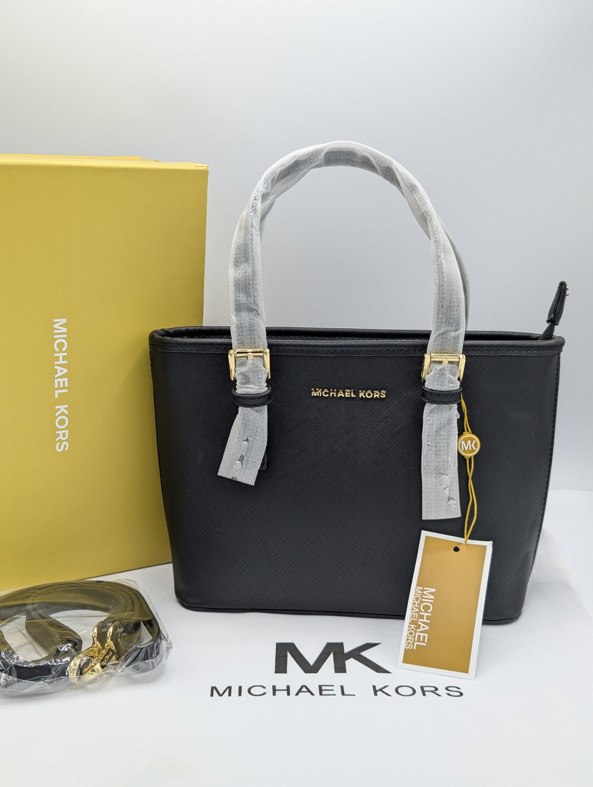 MK SMALL-SAFFIANO TOTE