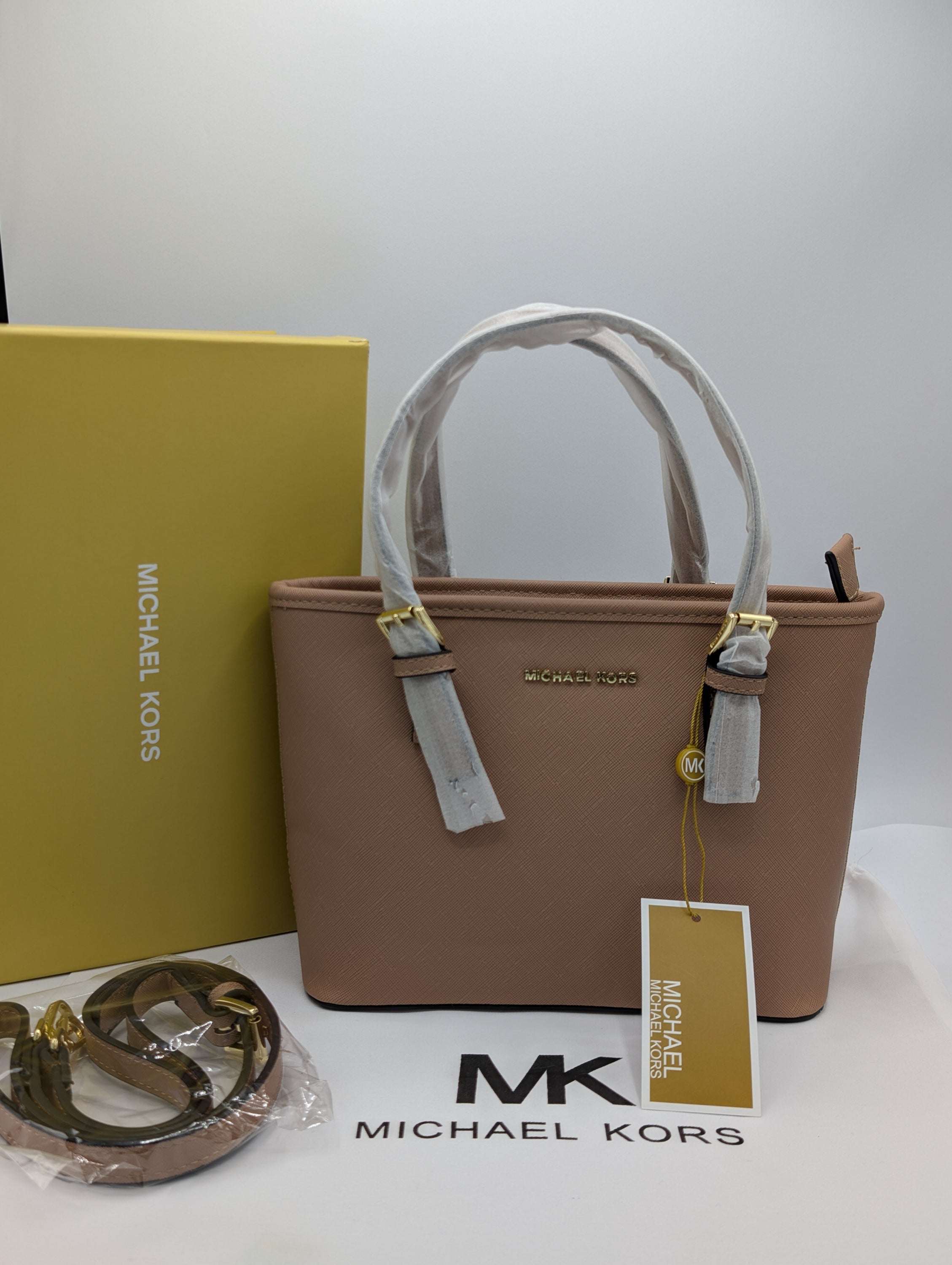 MK SMALL-SAFFIANO TOTE