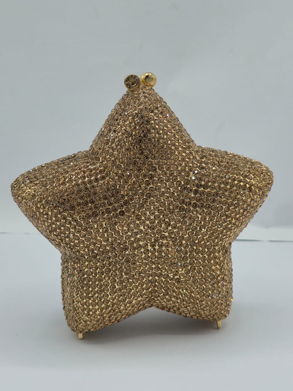 Star-shaped luxury crystal clutch