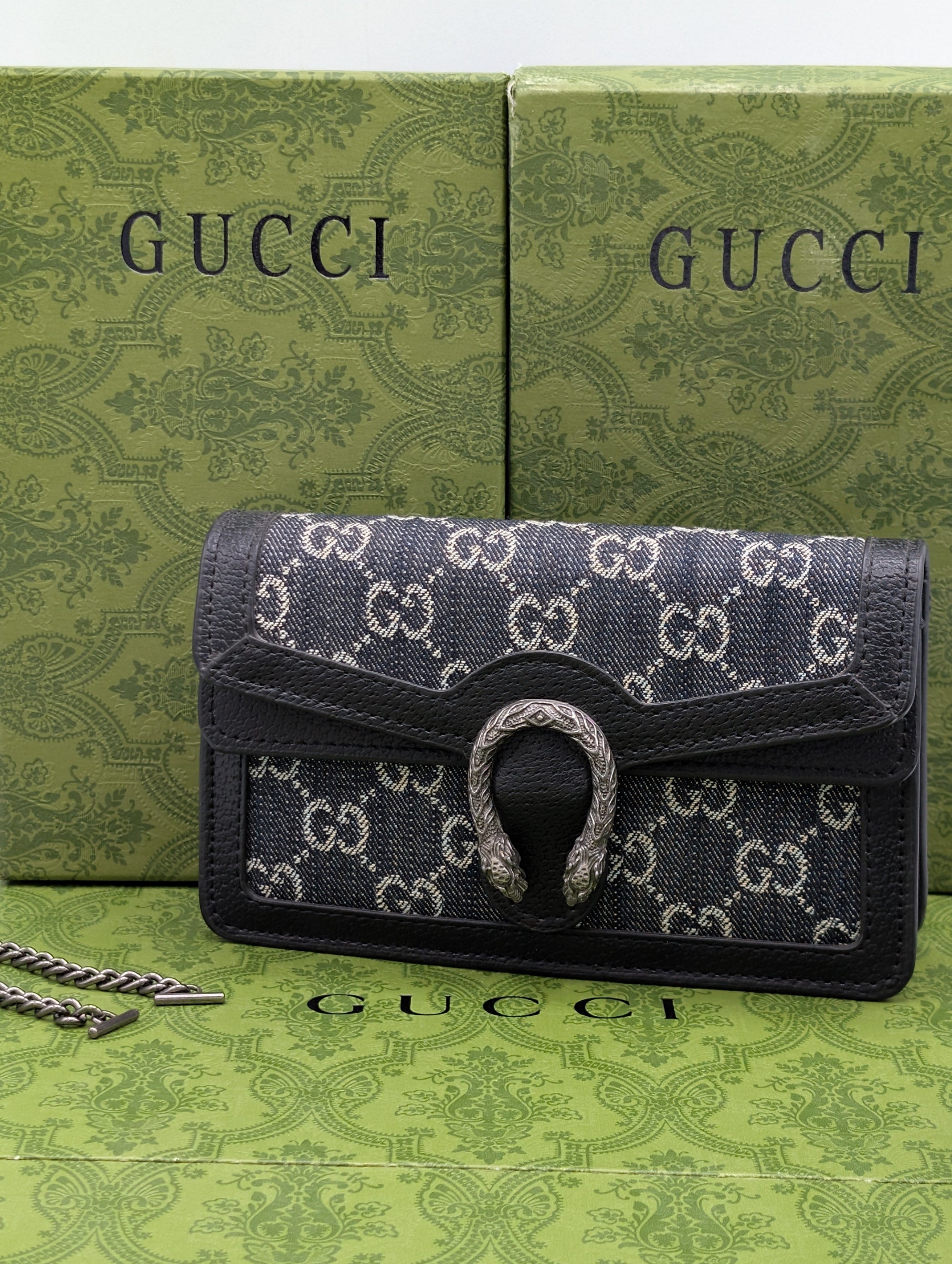 Gucci Dynosis