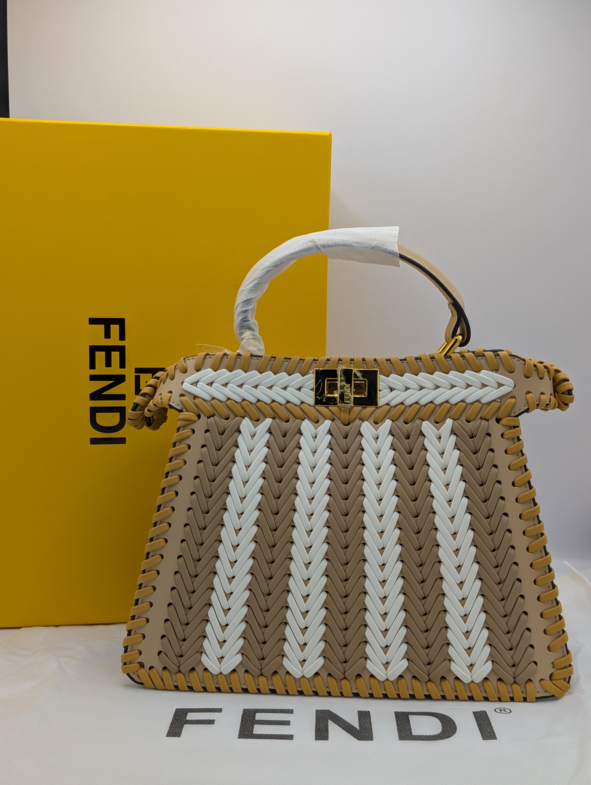 FENDI-PEKA-BOO