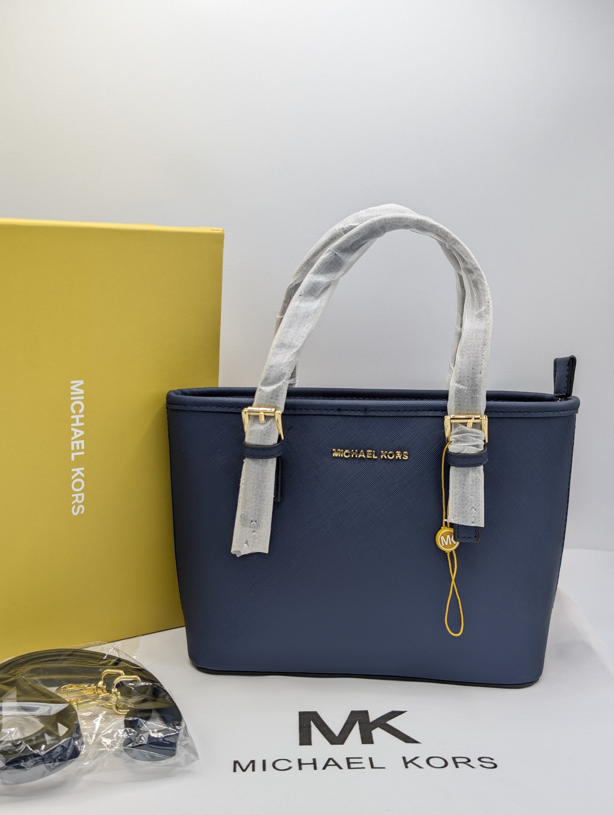 MK SMALL-SAFFIANO  TOTE