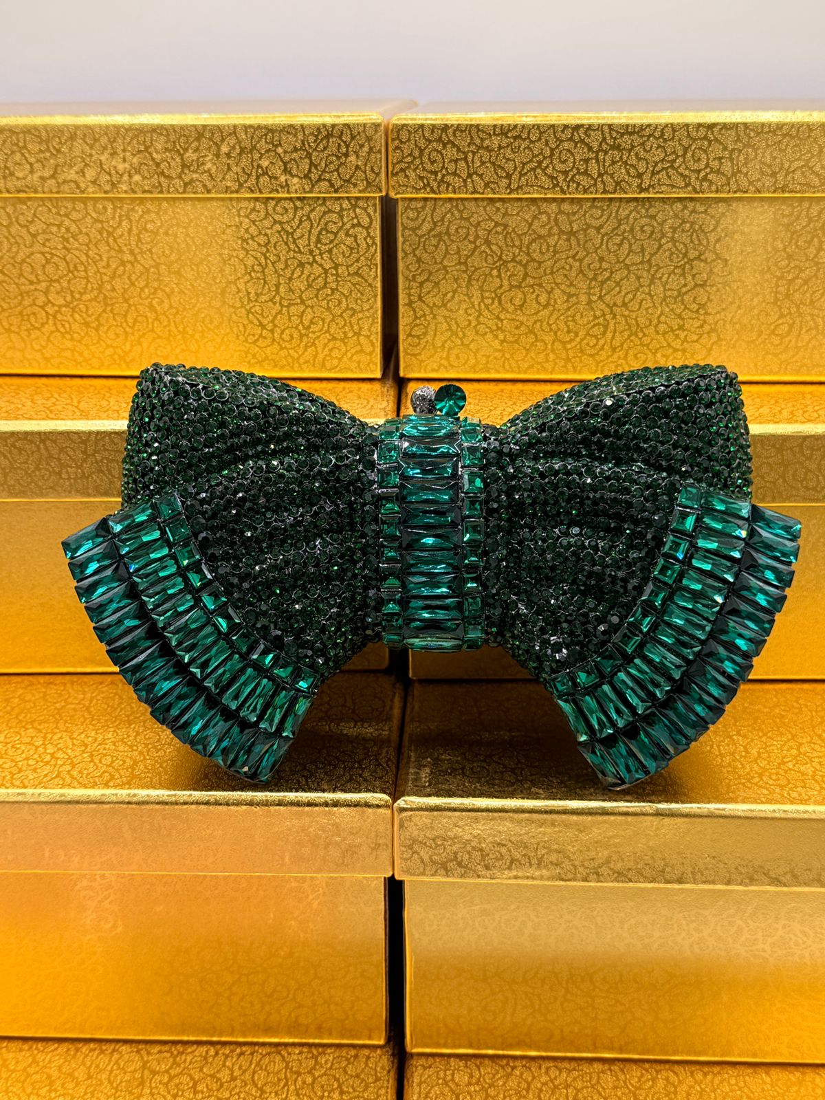 Glamour Bow Luxe