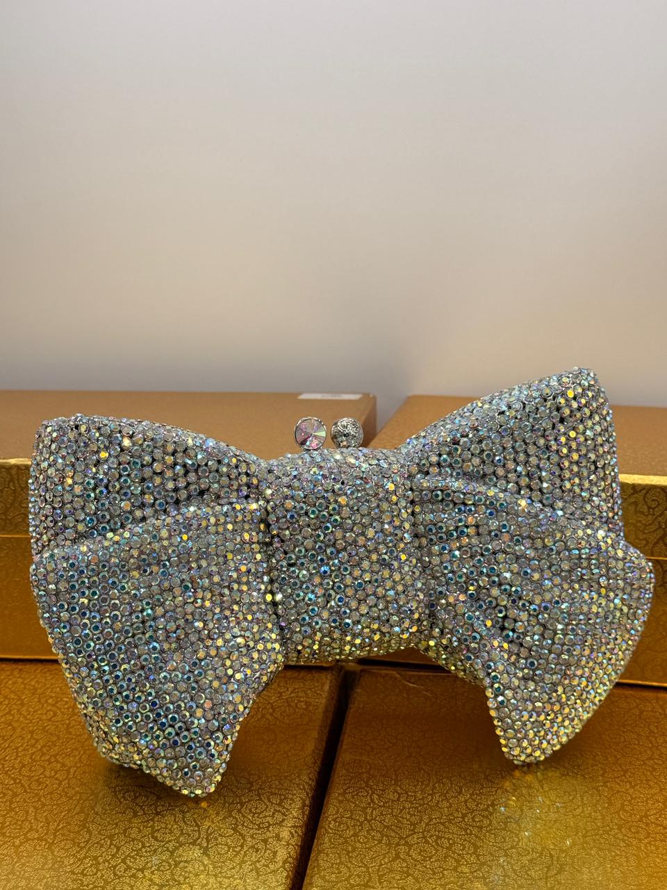Glamour Bow Luxe