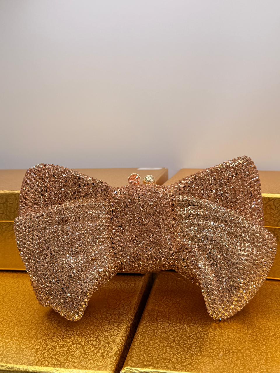Glamour Bow Luxe